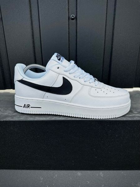 Кросівки Nike Air Force (білі з чорним лого, шкіра ЛІЦЕНЗІЯ)