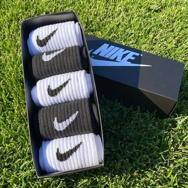 Набір чоловічих високих шкарпеток Nike 41-45 на 5 пари у коробці