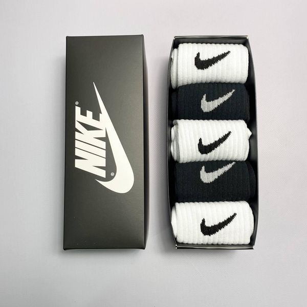 Набір чоловічих високих шкарпеток Nike 41-45 на 5 пари у коробці