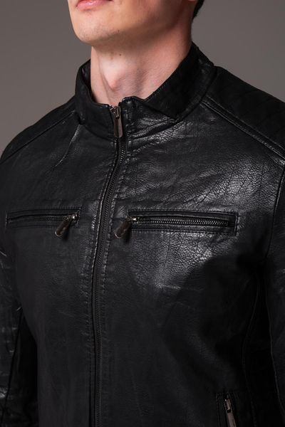Чоловіча коротка куртка Slim Fit з екошкіри чорна