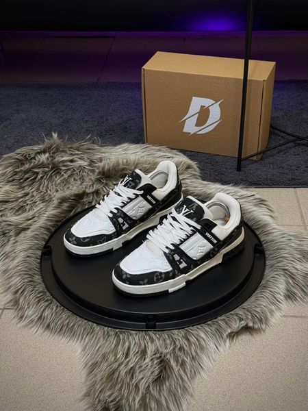 Кросівки Louis Vuitton Trainer (чорно білі)